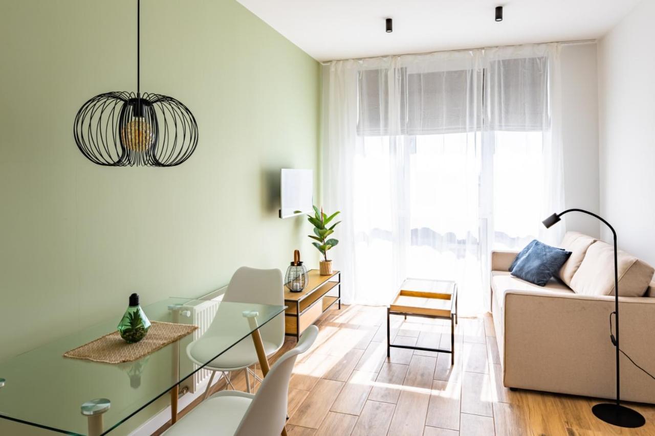 New Building On Shevchenko Street, Center Apartment ลวีฟ ภายนอก รูปภาพ
